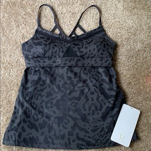 NWT lulu lemon sports bra!